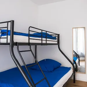 Hostel Maru Living C9 